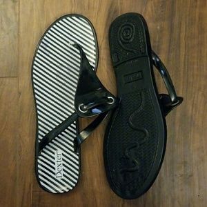 Dexter Plastic Thong Sandals
